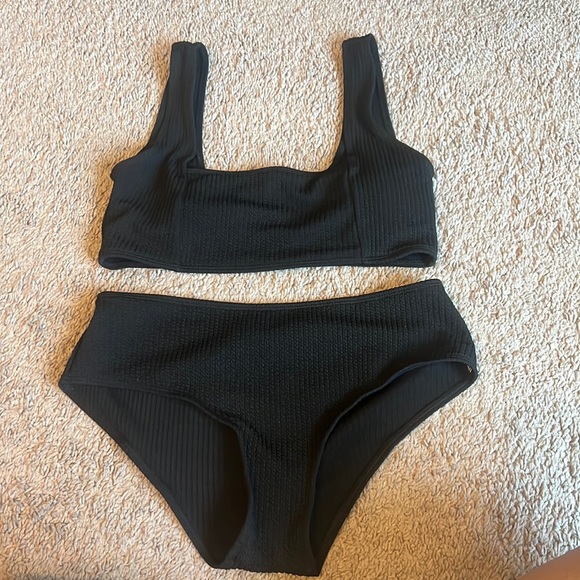 High waisted black 2 piece bikini - Picture 1 of 3